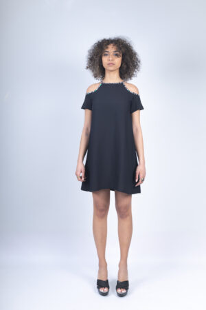 Off-shoulder φόρεμα