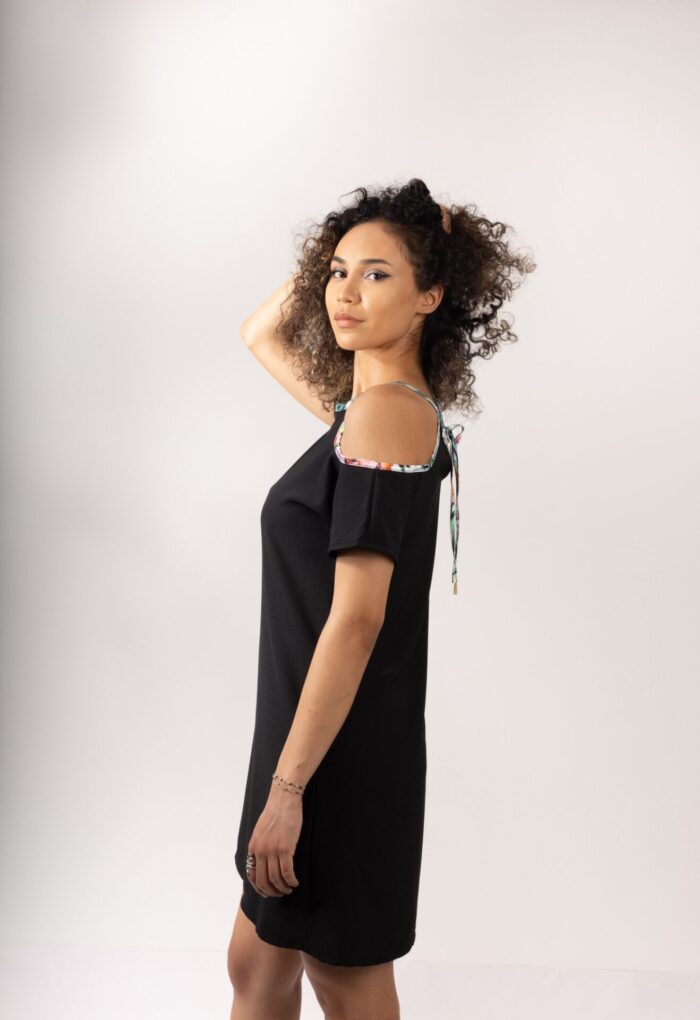 Off-shoulder φόρεμα με floral λεπτομέρειες - Image 1