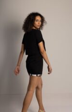 Μαύρο shorts με ρεβέρ - Image 3