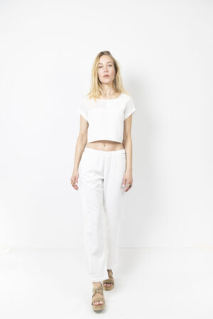 Λευκό crop top με κάθετη ανάγλυφη δαντέλα
